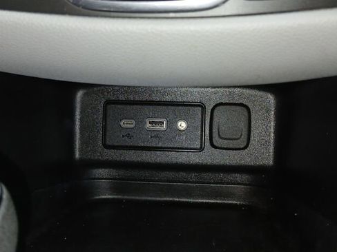 Used 2021 Chevrolet Equinox LS w/ LPO, Blackout Package image 33