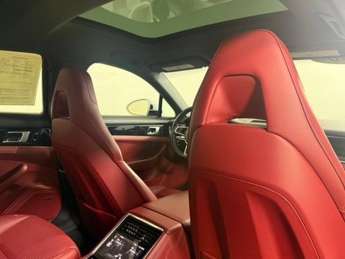 Used 2020 Porsche Panamera 4 AWD/4WD image 26