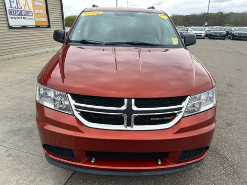 Used 2014 Dodge Journey SE w/ Flexible Seating Group FWD image 2