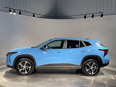 Used 2024 Chevrolet Trax RS w/ Driver Confidence Package FWD image 14