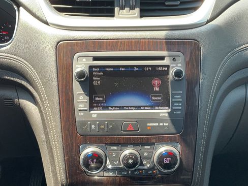 Used 2015 Chevrolet Traverse LT AWD/4WD image 22