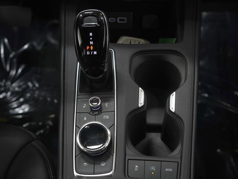 Used 2024 Cadillac XT4 Premium Luxury image 20