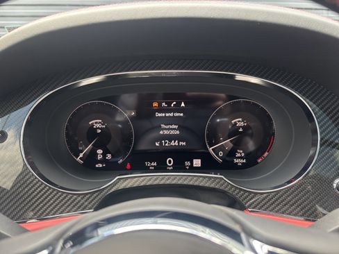 Used 2022 Bentley Bentayga AWD/4WD image 13