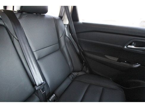 Used 2026 Nissan Rogue SV w/ SV Premium Package image 12