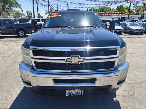 Used 2011 Chevrolet Silverado 3500 LTZ w/ LTZ Plus Package AWD/4WD image 19