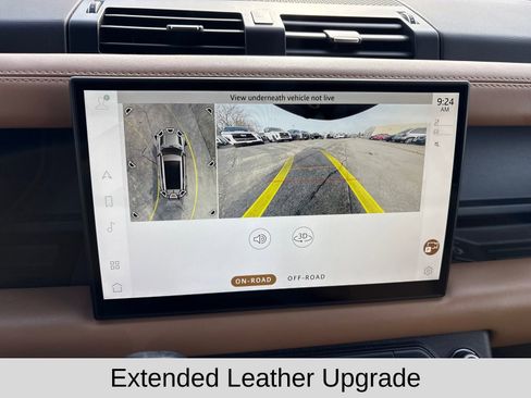 Used 2025 Land Rover Defender 130 X-Dynamic SE image 20