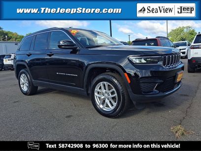 Certified 2025 Jeep Grand Cherokee Laredo X w/ Luxury Tech Group I