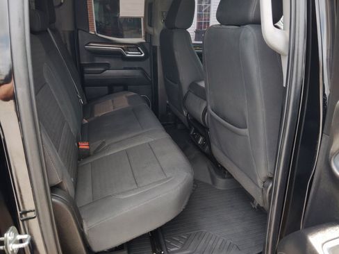 Used 2022 Chevrolet Silverado 1500 LT AWD/4WD image 29