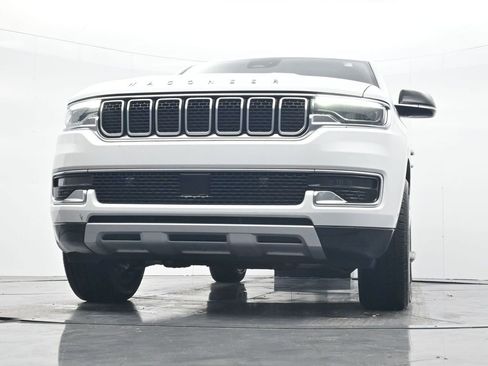 Used 2024 Jeep Wagoneer Series II w/ Flexible Seating Group RWD image 22