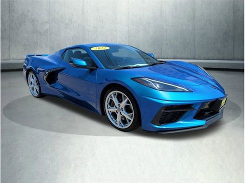 Used 2022 Chevrolet Corvette Stingray Preferred Conv w/ Z51 Performance Package RWD image 9