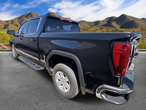 Used 2025 GMC Sierra 1500 SLE RWD image 6