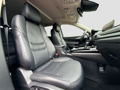 Used 2023 MAZDA CX-9 Touring image 32