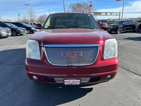 Used 2008 GMC Yukon Denali image 3