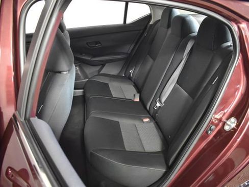 Used 2024 Nissan Sentra SV FWD image 27
