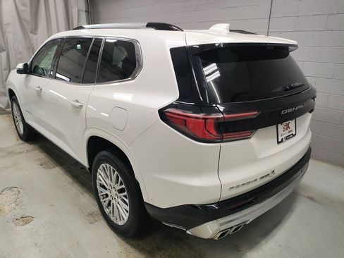 Used 2025 GMC Acadia Denali w/ Super Cruise Package image 22