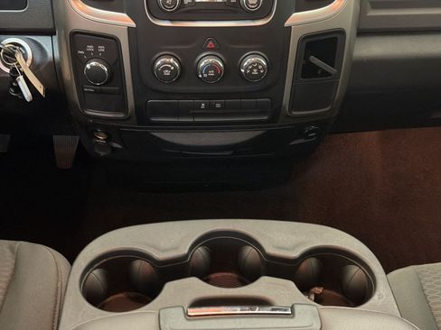 Used 2013 RAM 1500 Classic SLT w/ Premium Display Pkg AWD/4WD image 14