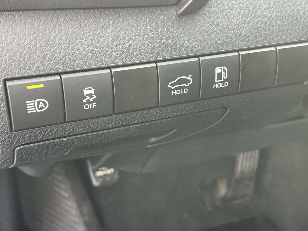 Used 2024 Toyota Camry SE FWD image 18