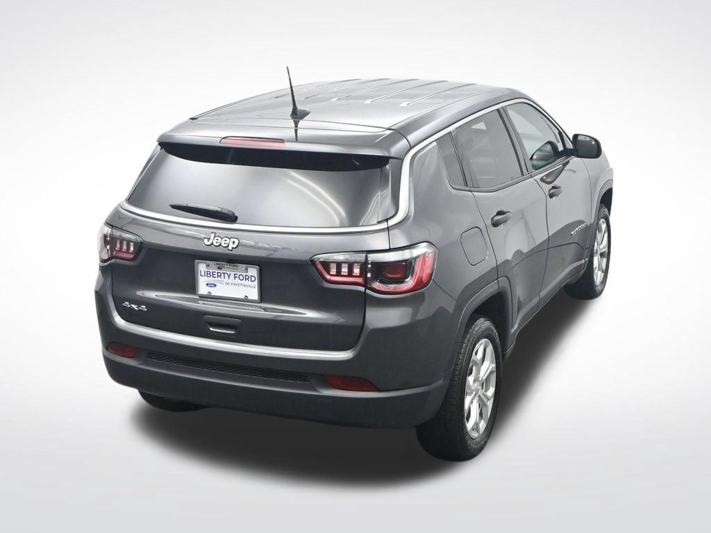 Used 2024 Jeep Compass Sport AWD/4WD image 42