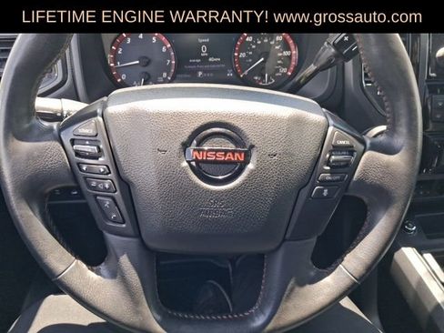 Used 2021 Nissan Titan PRO-4X w/ Pro-4x Convenience Package AWD/4WD image 13