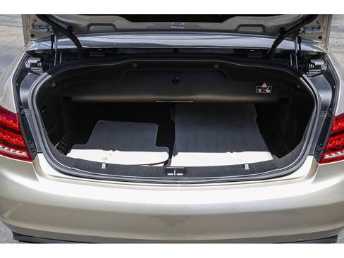 Used 2016 Mercedes-Benz E 400 Cabriolet image 29