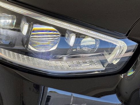 Used 2025 Mercedes-Benz S 63 AMG S image 10