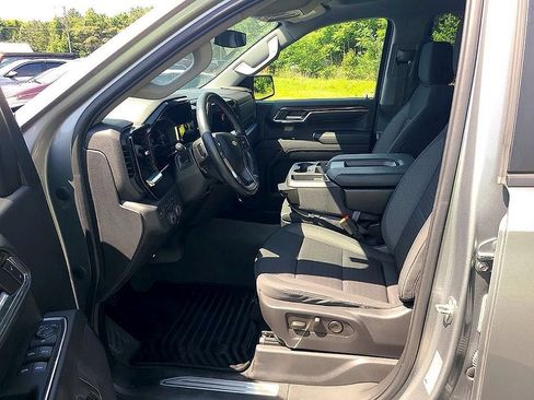 Certified 2023 Chevrolet Silverado 1500 LT AWD/4WD image 19