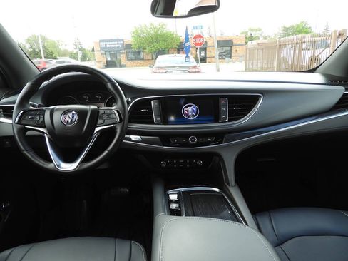 Used 2022 Buick Enclave Essence w/ Trailering Package, 5000 lbs. FWD image 21