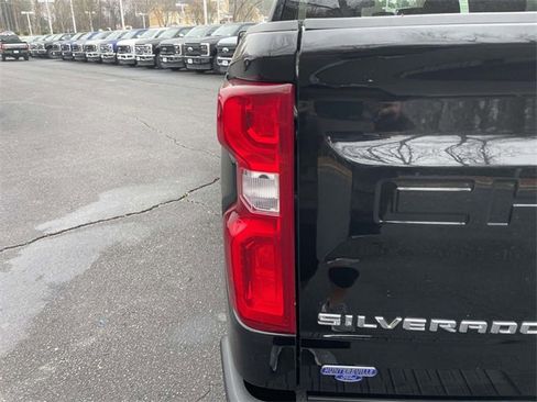 Used 2022 Chevrolet Silverado 1500 RST image 28