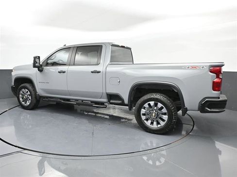Used 2025 Chevrolet Silverado 2500 Custom w/ Custom Value Package image 24