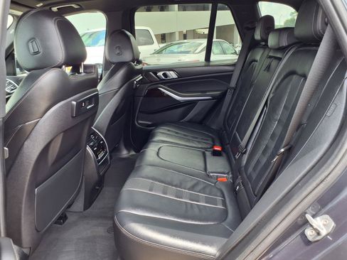 Used 2019 BMW X5 xDrive40i w/ Convenience Package AWD/4WD image 20