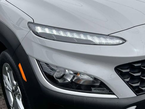 Used 2023 Hyundai Kona SEL image 9
