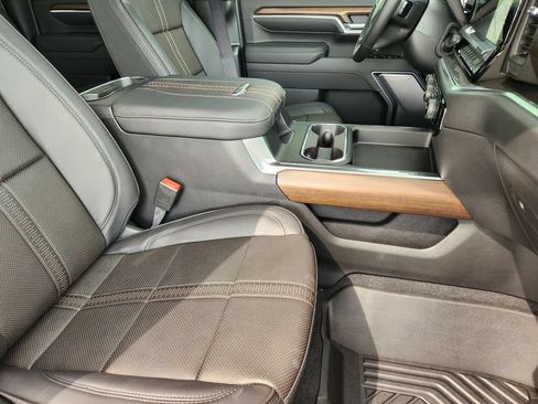 New 2026 Chevrolet Silverado 3500 High Country w/ High Country Premium Package AWD/4WD image 11