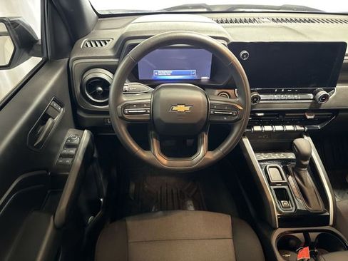 Certified 2024 Chevrolet Colorado W/T w/ Technology Package image 14