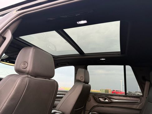 Used 2024 GMC Yukon Denali AWD/4WD image 15