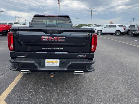 Certified 2022 GMC Sierra 1500 AT4 w/ AT4 Preferred Package AWD/4WD image 4