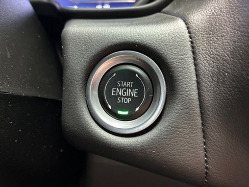 Used 2024 Chevrolet Suburban Z71 w/ Luxury Package AWD/4WD image 27