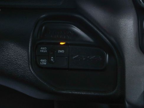 Used 2022 RAM 2500 Big Horn w/ Cold Weather Group image 22