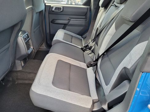 New 2025 Ford Bronco 4-Door AWD/4WD image 17