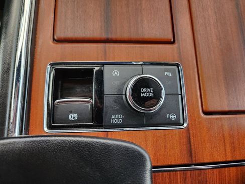 Used 2018 Lincoln Navigator Reserve w/ Technology Package AWD/4WD image 34