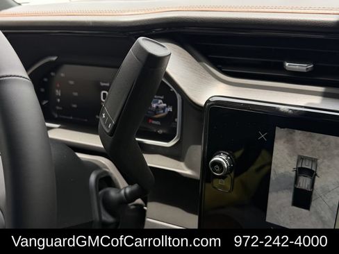 New 2026 GMC Sierra 2500 AT4 w/ AT4 Premium Plus Package AWD/4WD image 15