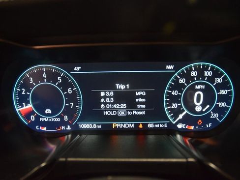 Used 2022 Ford Mustang Shelby GT500 w/ Technology Package image 50