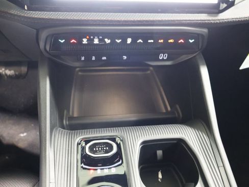 New 2026 Jeep Cherokee Limited image 21