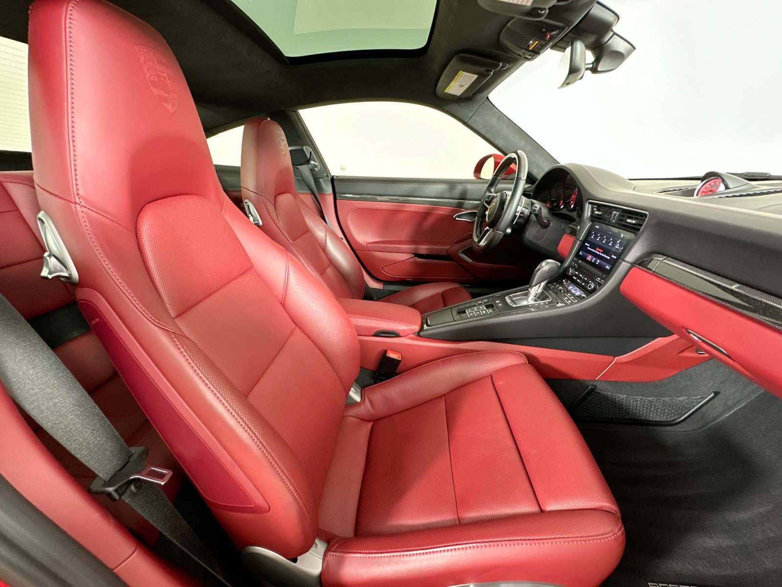 Certified 2017 Porsche 911 Carrera GTS RWD image 41