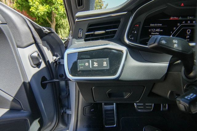 Used 2021 Audi RS 7 Sportback AWD/4WD image 22
