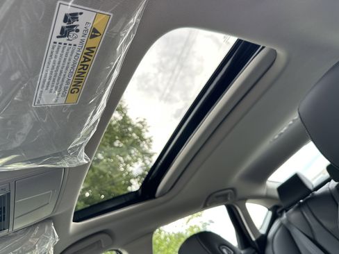 New 2025 Acura TLX w/ Technology Package image 25