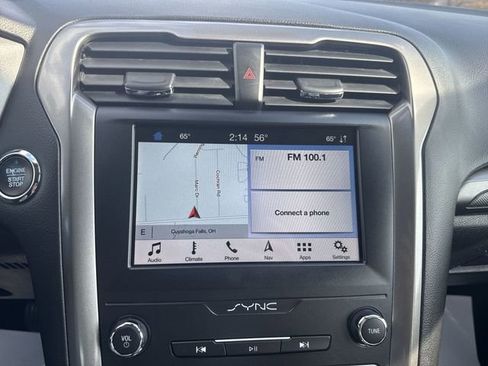 Used 2019 Ford Fusion SE image 14