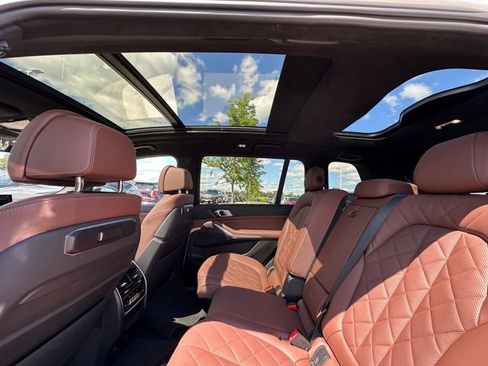 Used 2023 BMW X7 xDrive40i w/ M Sport Package image 56