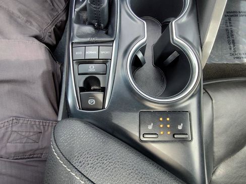 Used 2019 Toyota Camry XSE w/ Driver Assist Package FWD image 23