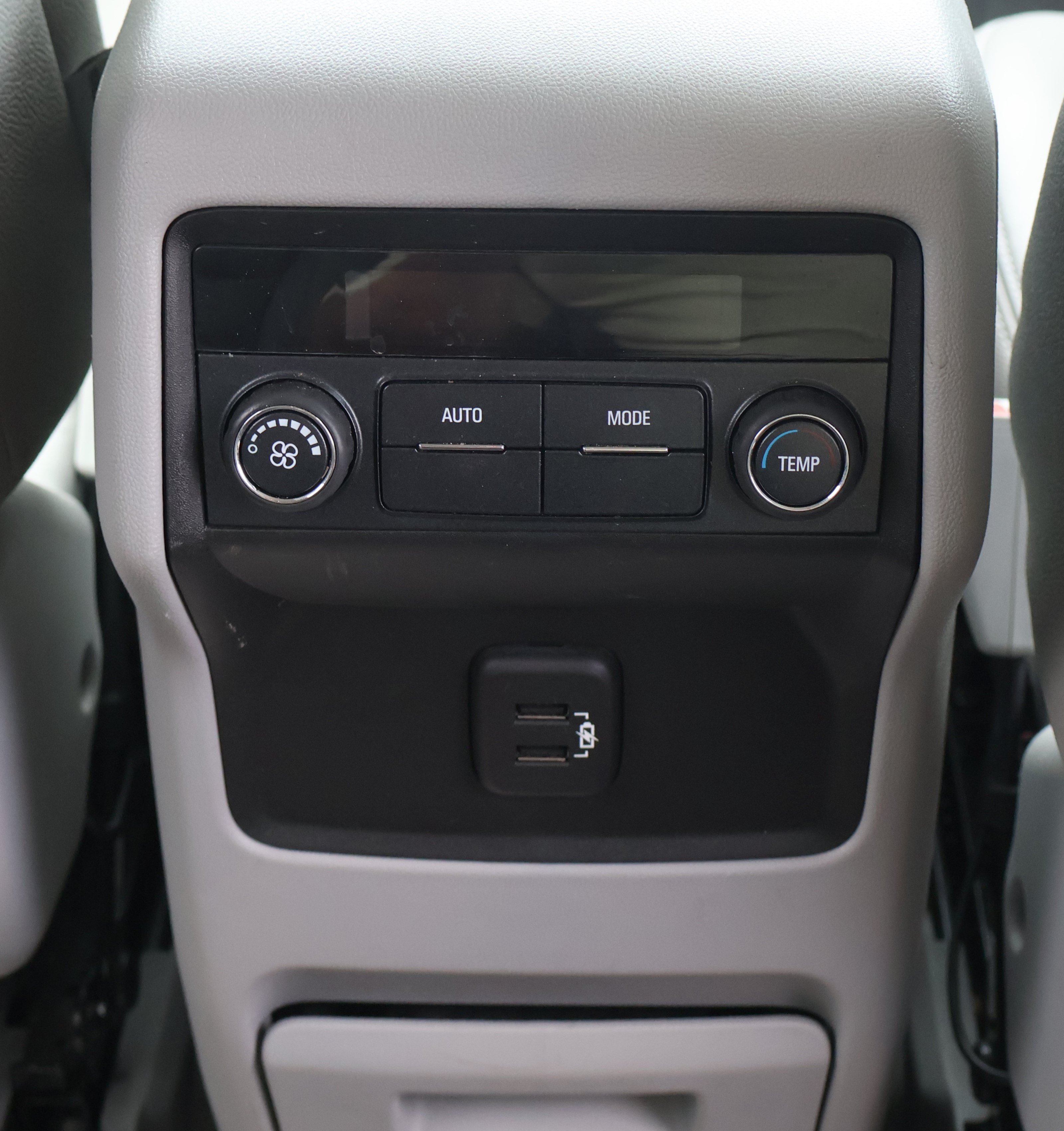 Used 2019 GMC Acadia SLE FWD image 13