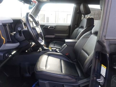 Used 2021 Ford Bronco Badlands image 19